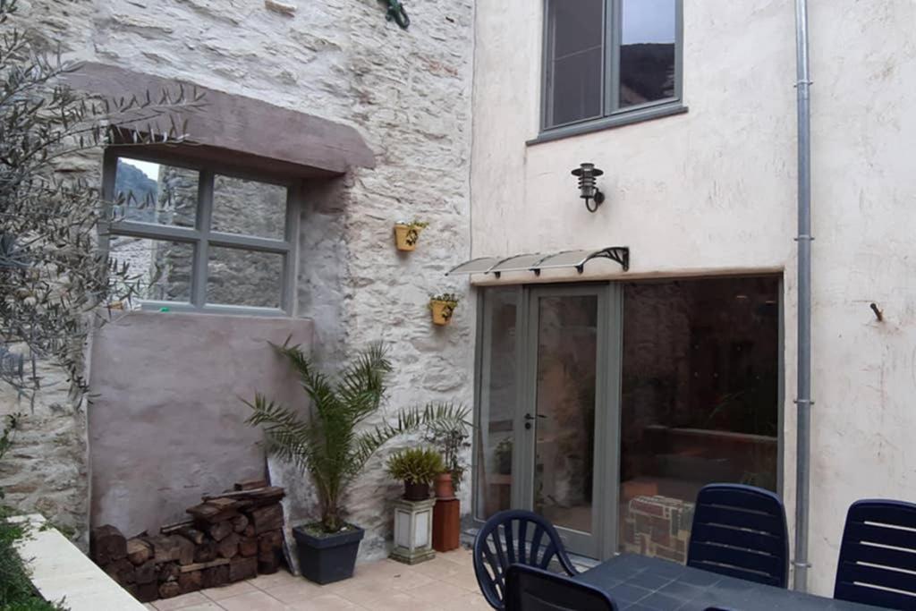Havre De Paix Au Pied De La Montagne Vila Les Ilhes Exterior foto