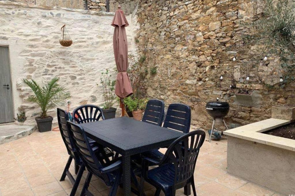 Havre De Paix Au Pied De La Montagne Vila Les Ilhes Exterior foto